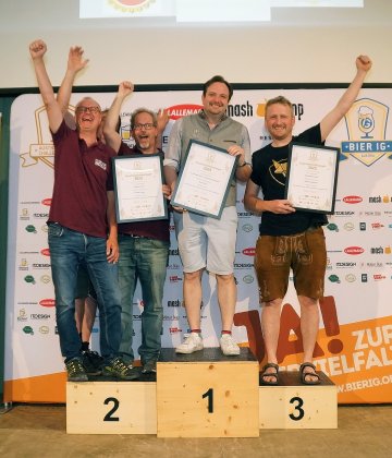 Siegerfoto der Wertungsgruppe Kreativbiere (Sauer, Rauch, alternative Extraktquellen), Kategorie Hobbybrauerei