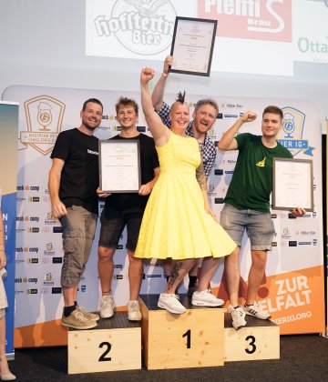Siegerfoto der Wertungsgruppe Pils, Kategorie Gewerbliche Brauerei