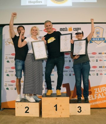 Siegerfoto der Wertungsgruppe Fruchtbiere, Kategorie Gewerbliche Brauerei